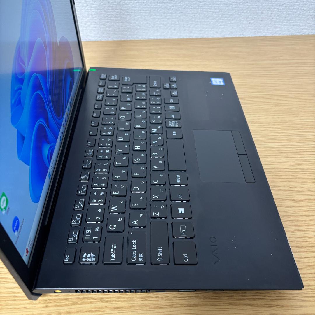 第8世代 VAIO Pro PG core i5 SSD Windows11
