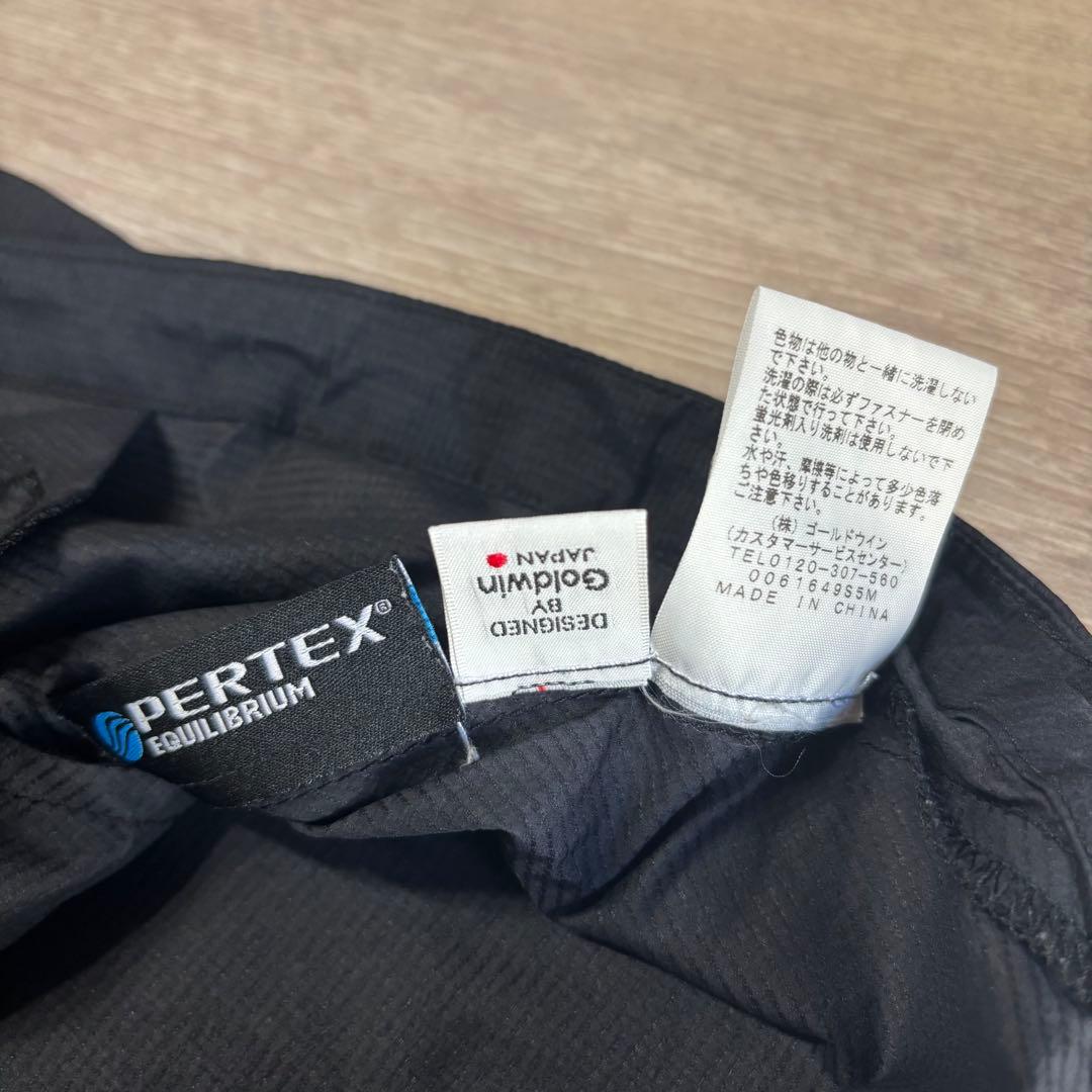 ゴールドウイン　ウーブンストレッチフーディ　黒S