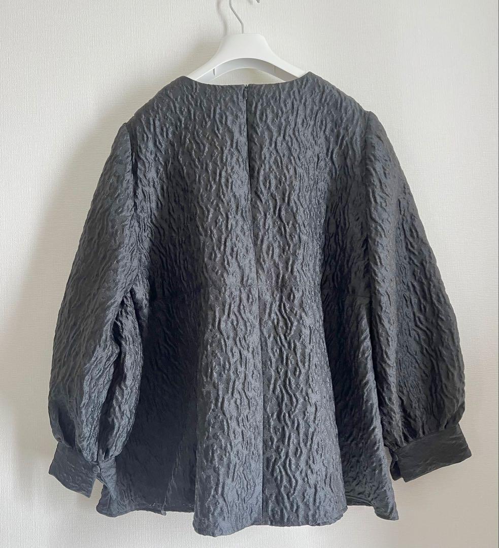 【新品タグ付き】23区 洗える　エクラジャカード ペプラム ブラウス　黒