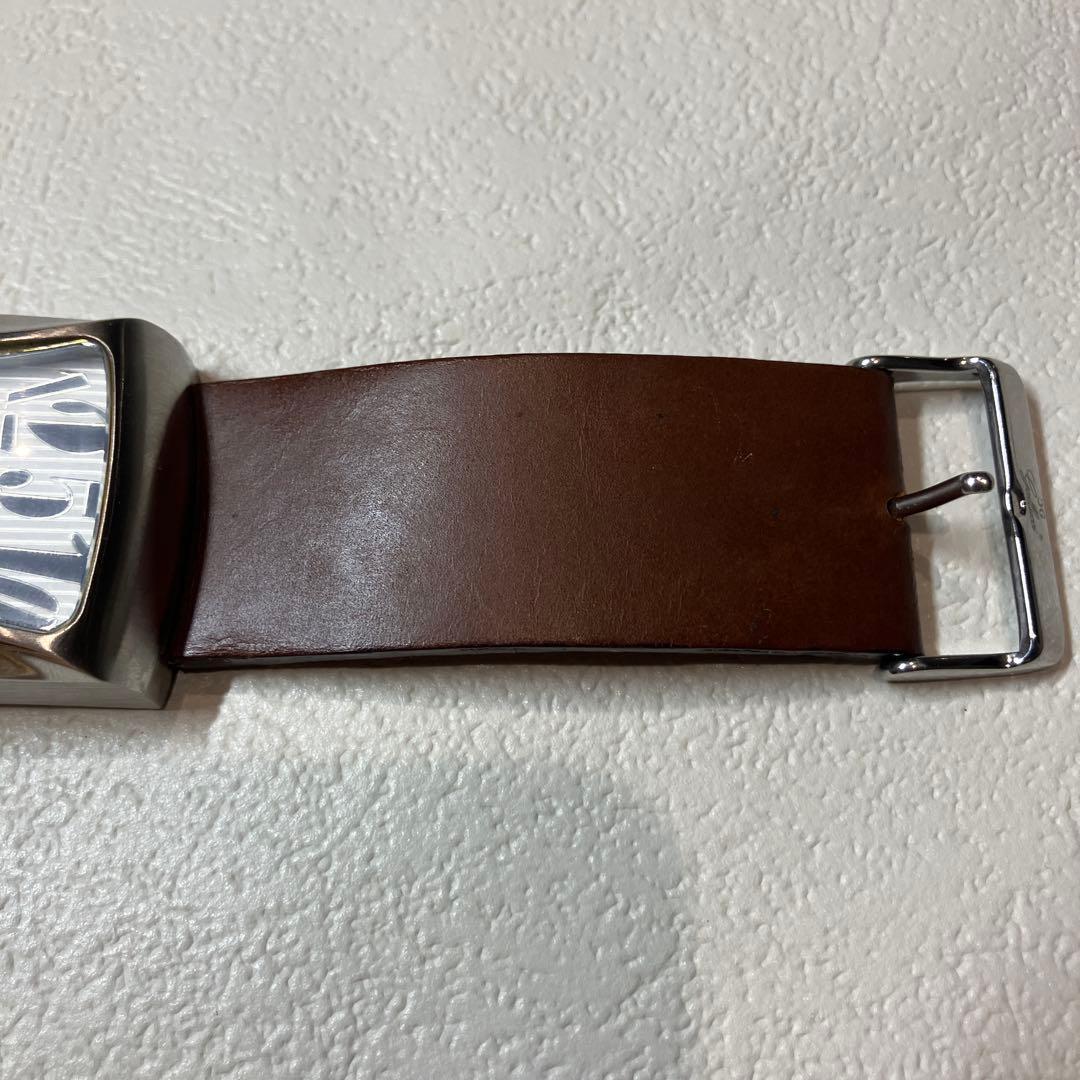 ガルーチ　ジャンピングアワーウォッチ