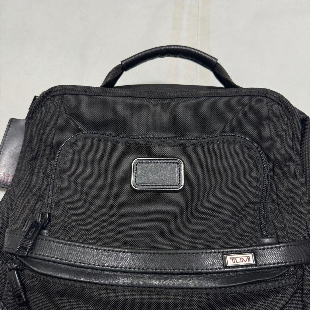 トゥミ スリム エクスパンダブル ブリーフ パック ブラック TUMI リュック