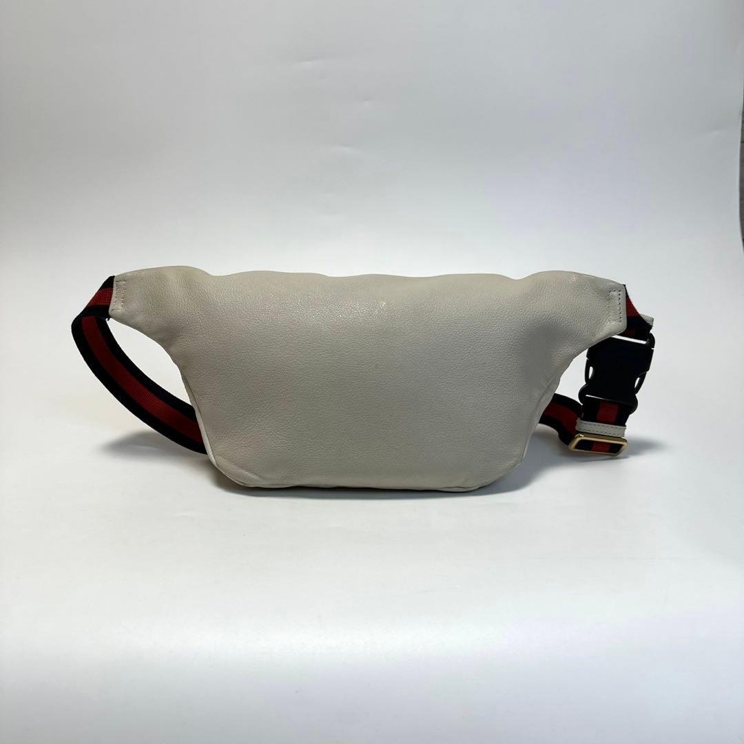 k61【美品】グッチ　ロゴプリント　レザー　シェリーライン　ボディバッグ