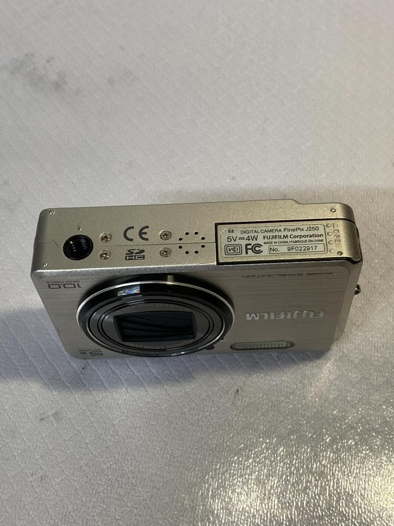 デジタルカメラ Fujifilm FinePix J250 #584