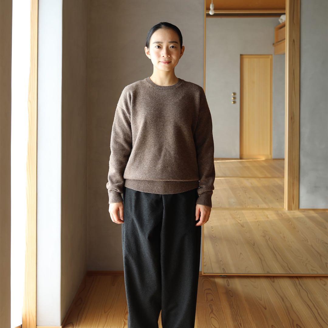 えみおわす　ニット　茶色　ヨーガンレール ババグーリ　evam eva