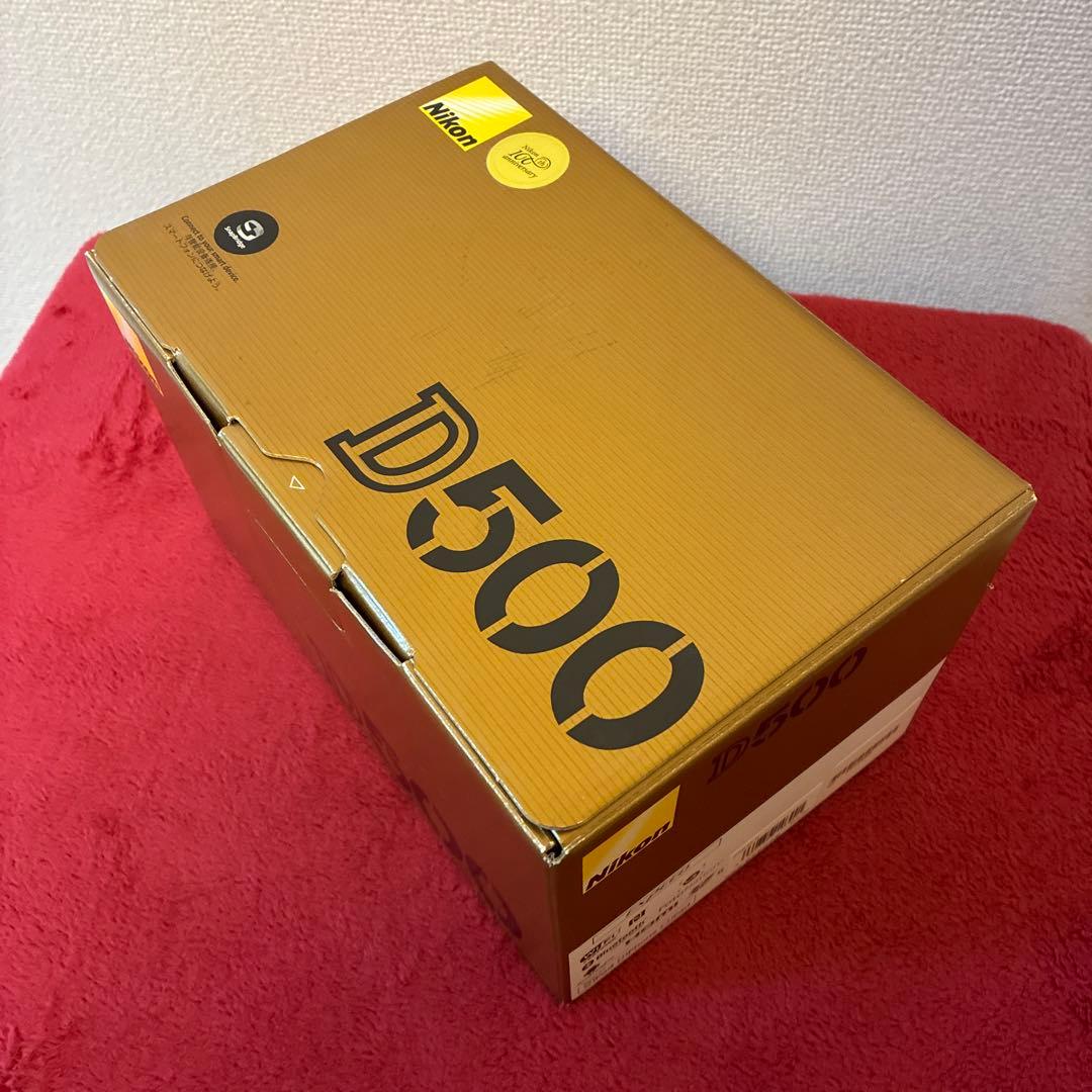 Nikon ニコン　D500