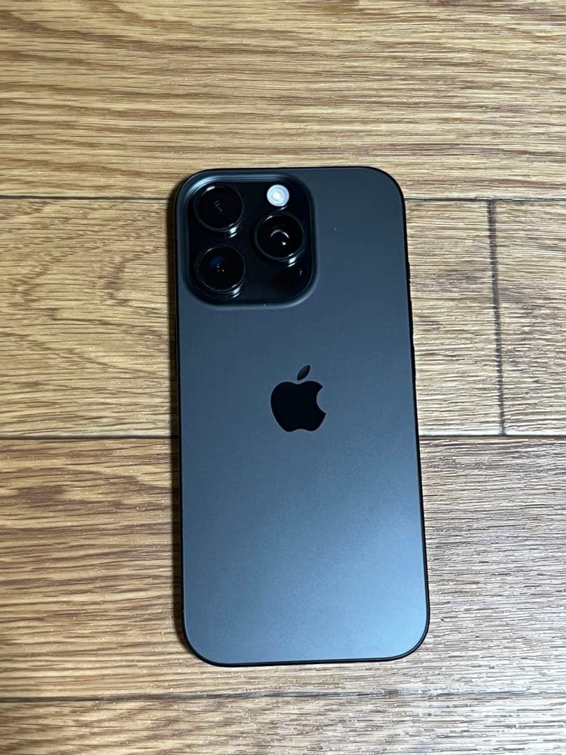 iPhone 16 Pro 256GB ブラックチタニウム SIMフリー【美品】