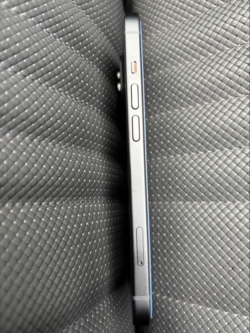 Apple iPhone 15ミッドナイト 本体