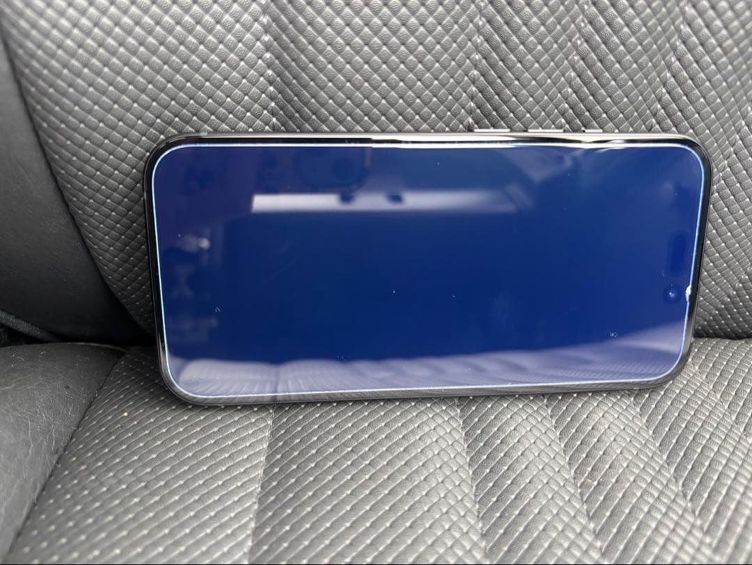 Apple iPhone 15ミッドナイト 本体