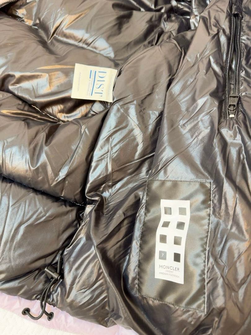 モンクレール ダウンジャケット メンズ
