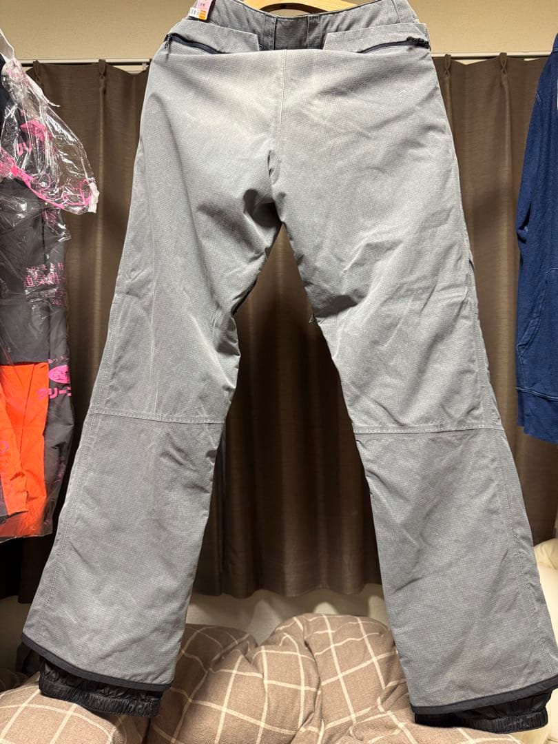 スノーボードウェア　686 GORE-TEX ※パンツ(別ブランド付き)