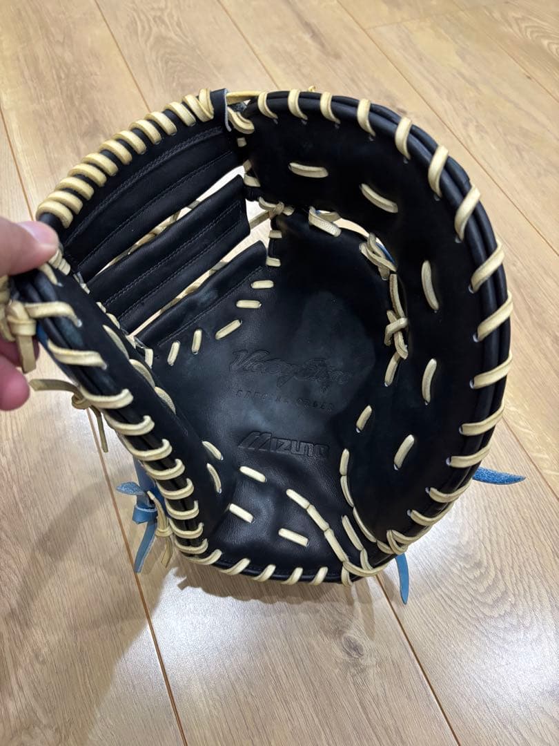 ミズノ一般オーダーファーストミット！廃盤品！小笠原道大モデル！美品良品！