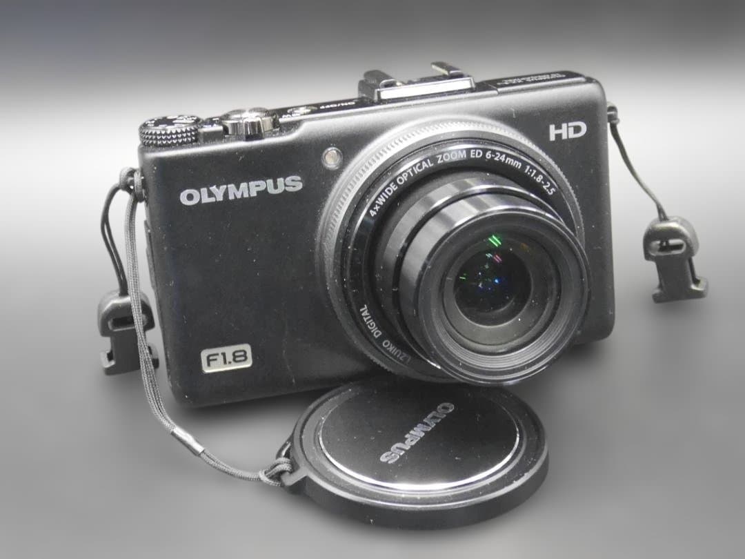 中古美品　OLYMPUS XZ-1 コンパクトデジカメ