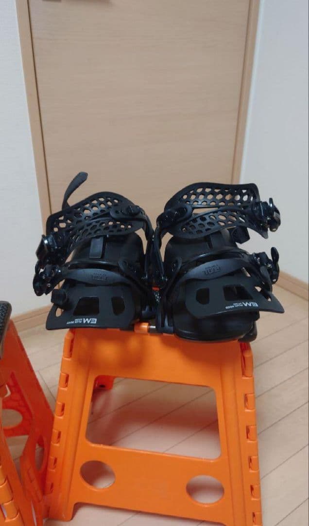 最終値下げです。　バインディング　FLUX EM 2022モデル