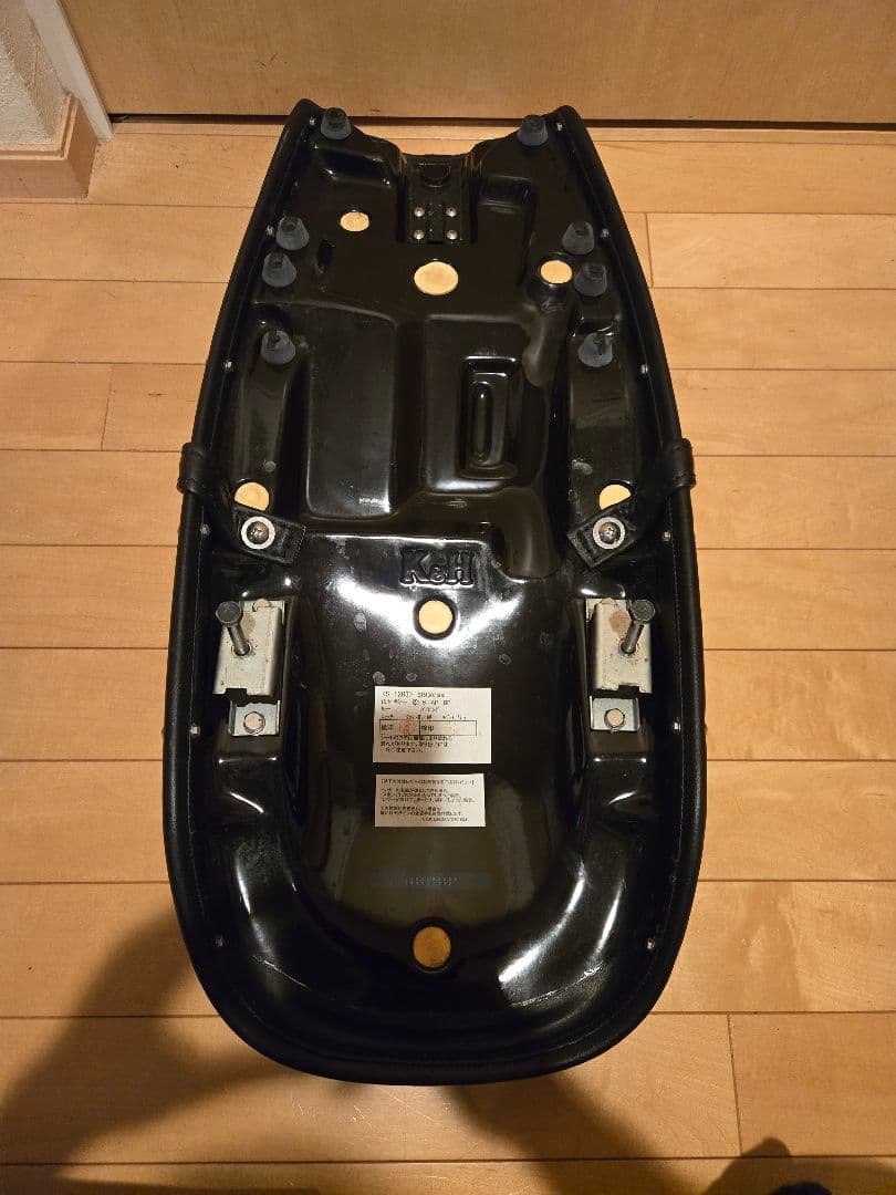 K&H　SR400FI　シート