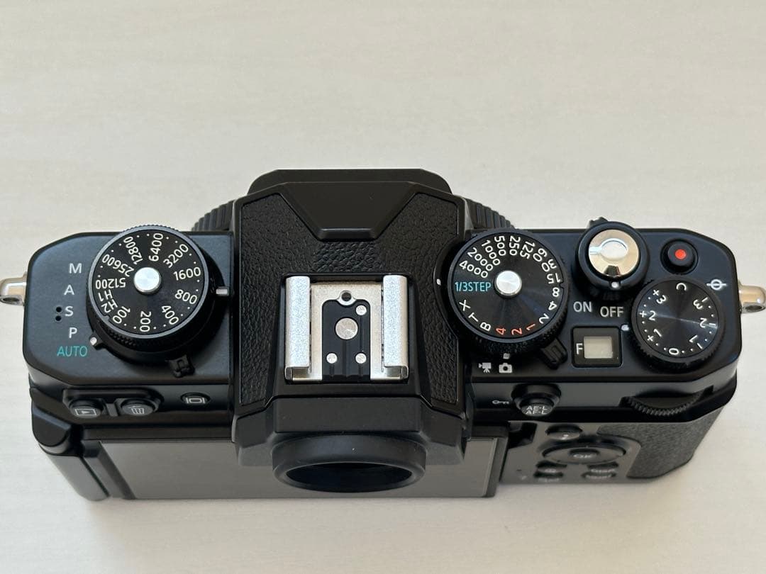 【超美品】Nikon Zfcミラーレス一眼ブラック 16-50 VRレンズキット