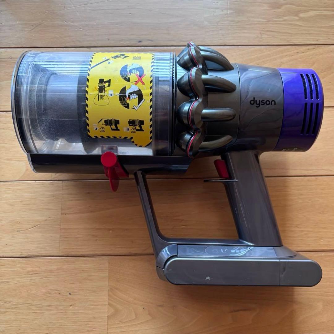 Dyson スティッククリーナー本体 各種アタッチメント付き　DC35