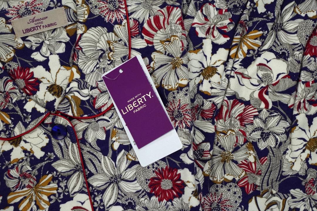 【新品】リバティ LIBERTY fabric　秋冬物厚手スムースパジャマ（S)