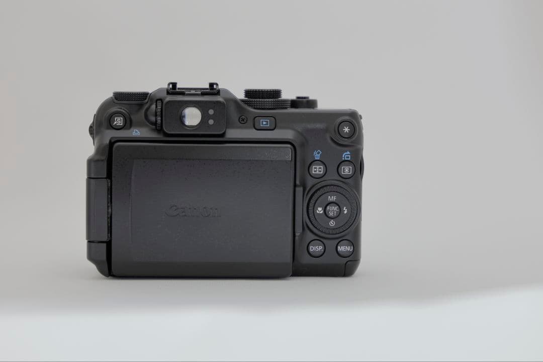 【美品】CANON PowerShot G11 1000万画素　カメラポーチ付