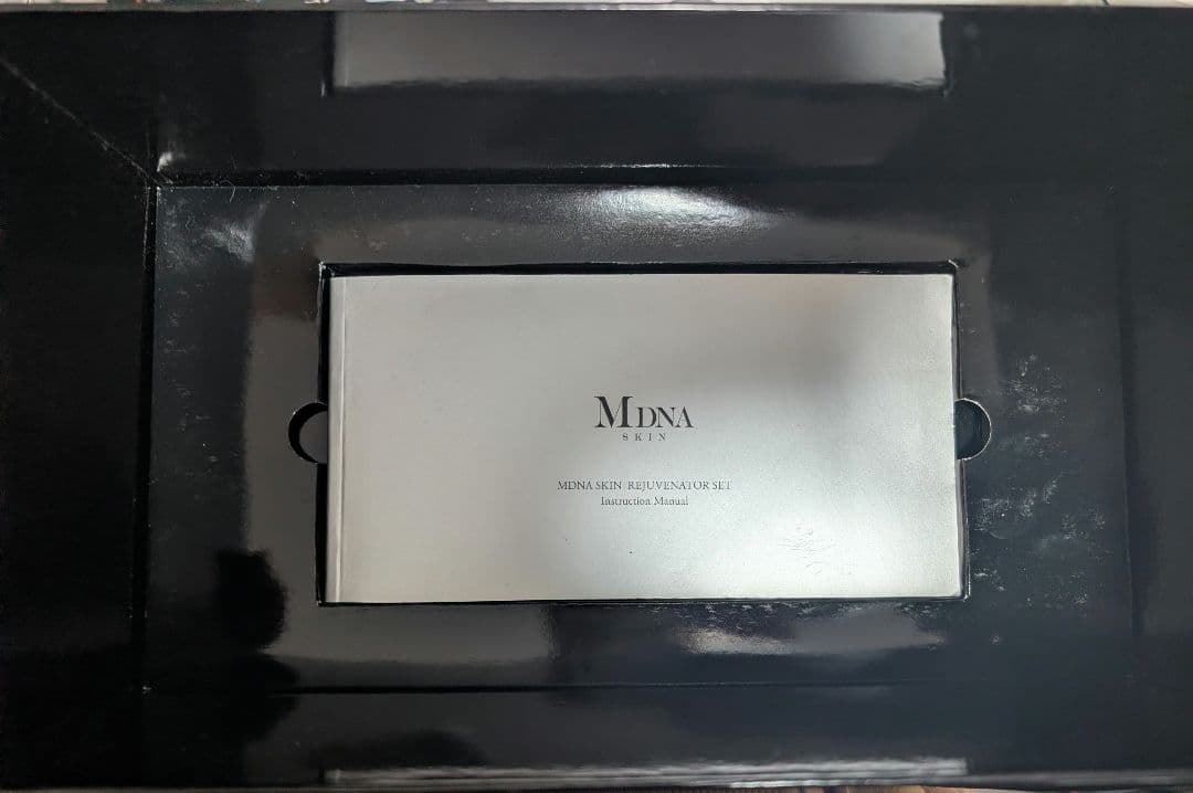 MDNA SKIN 美顔器セット