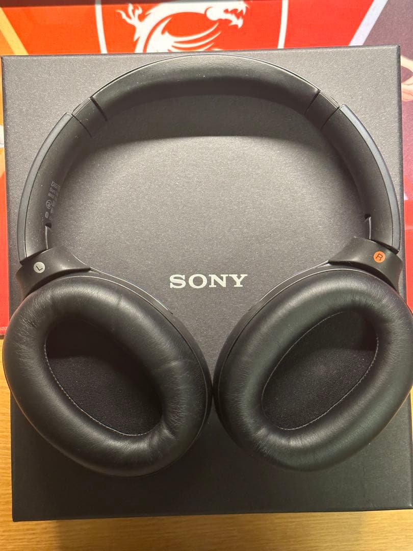 極美品　SONY MDR-1000X BLACK