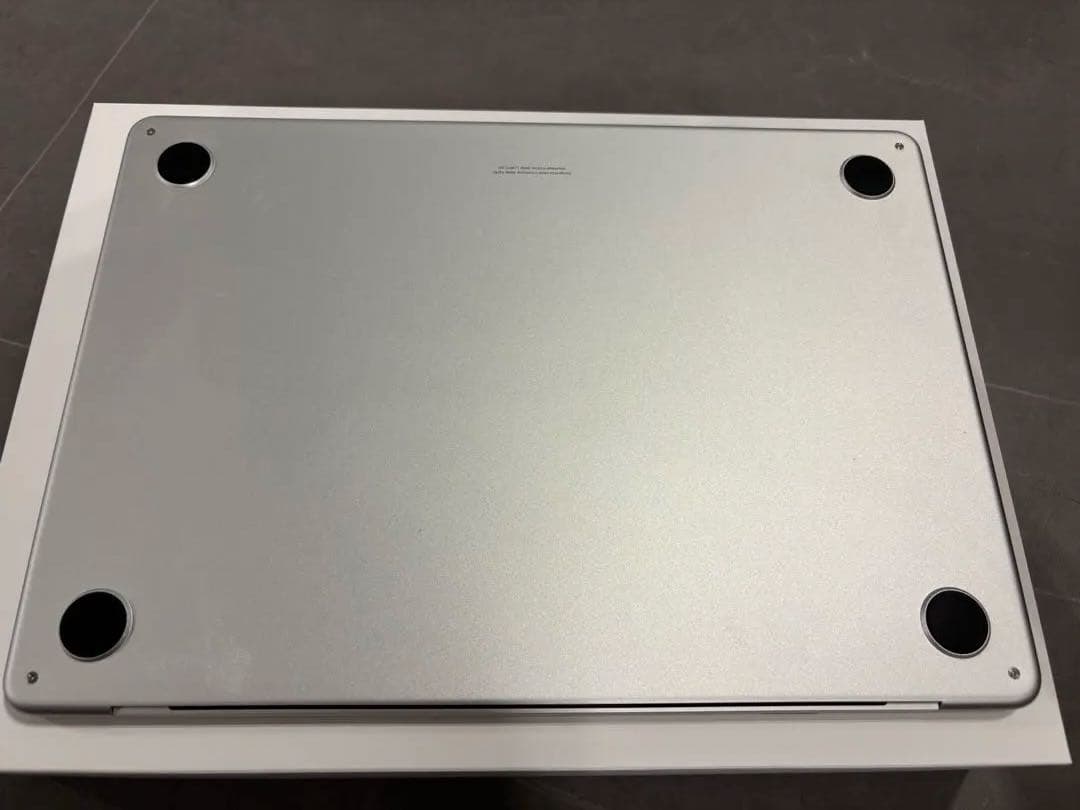 『超美品！』Apple MacBook 2025シルバー 付属品あり