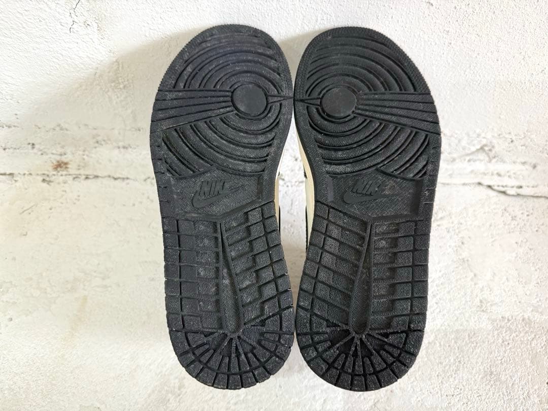 Nike Air Jordan 1 ハイカット スニーカー ダークモカ