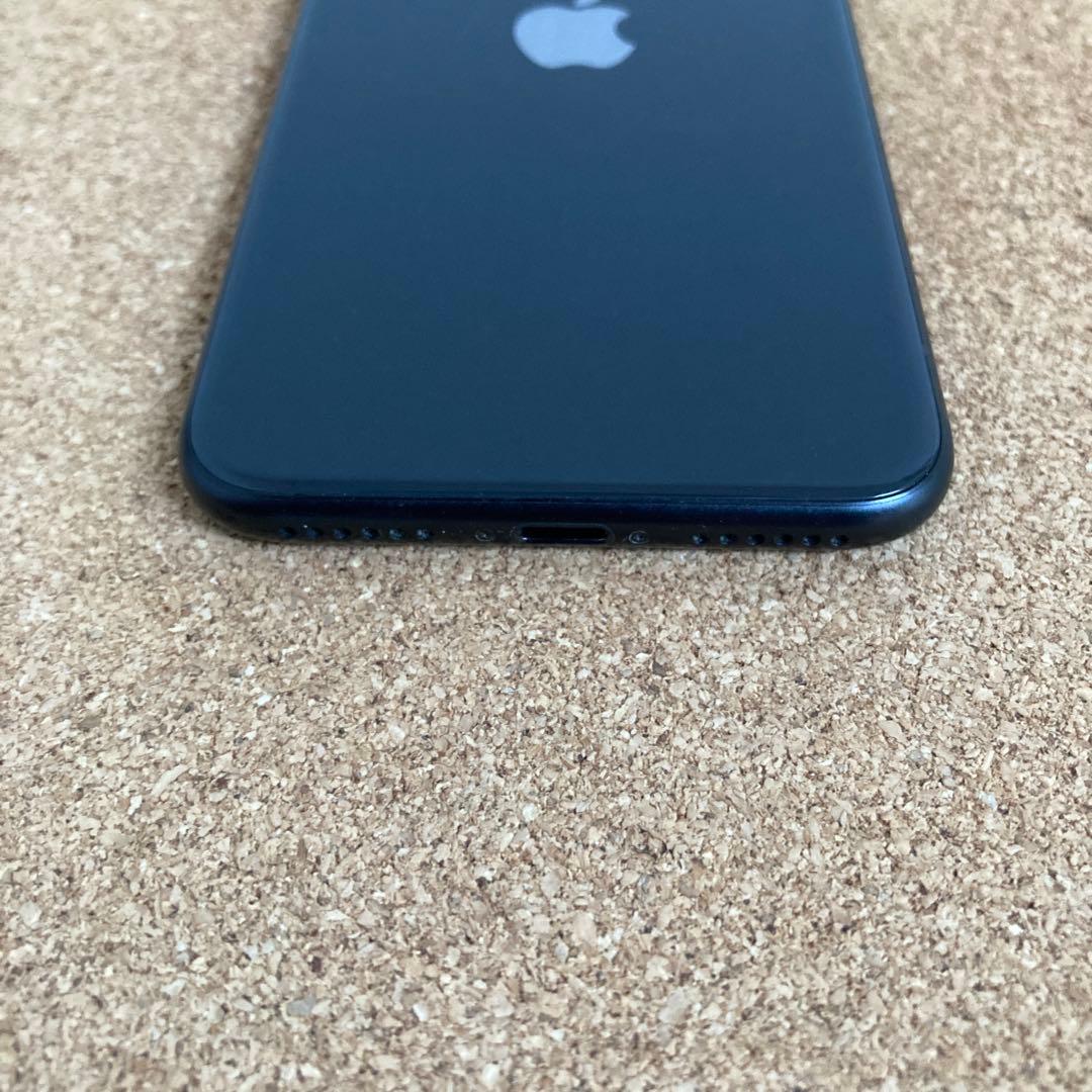 4019【早い者勝ち】美品☆電池良好☆iPhoneSE2 64GB SIMフリー