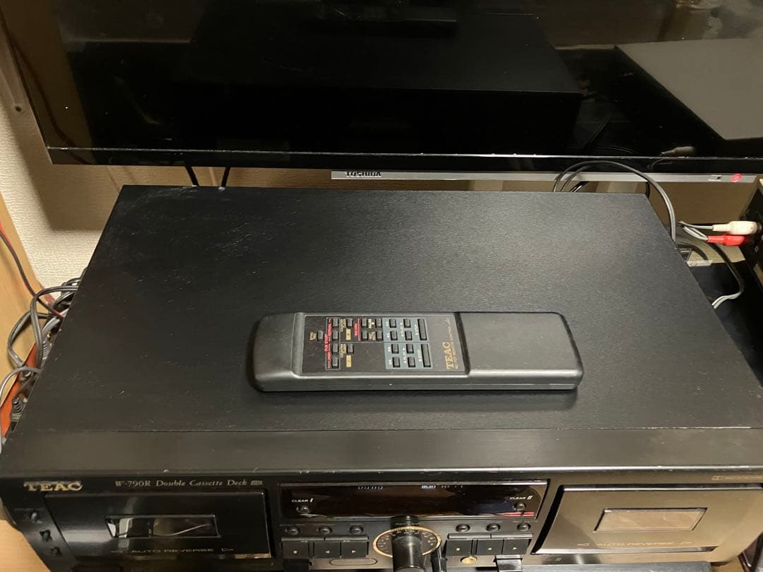 【美品・動作品】TEAC W-790R ダブルカセットデッキ／カセットテープ付き