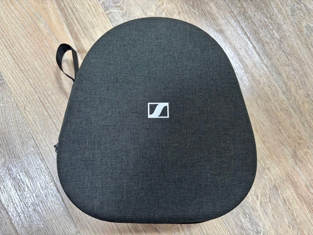 新品同様Sennheiser MOMENTUM 4 ゼンハイザーモメンタム4