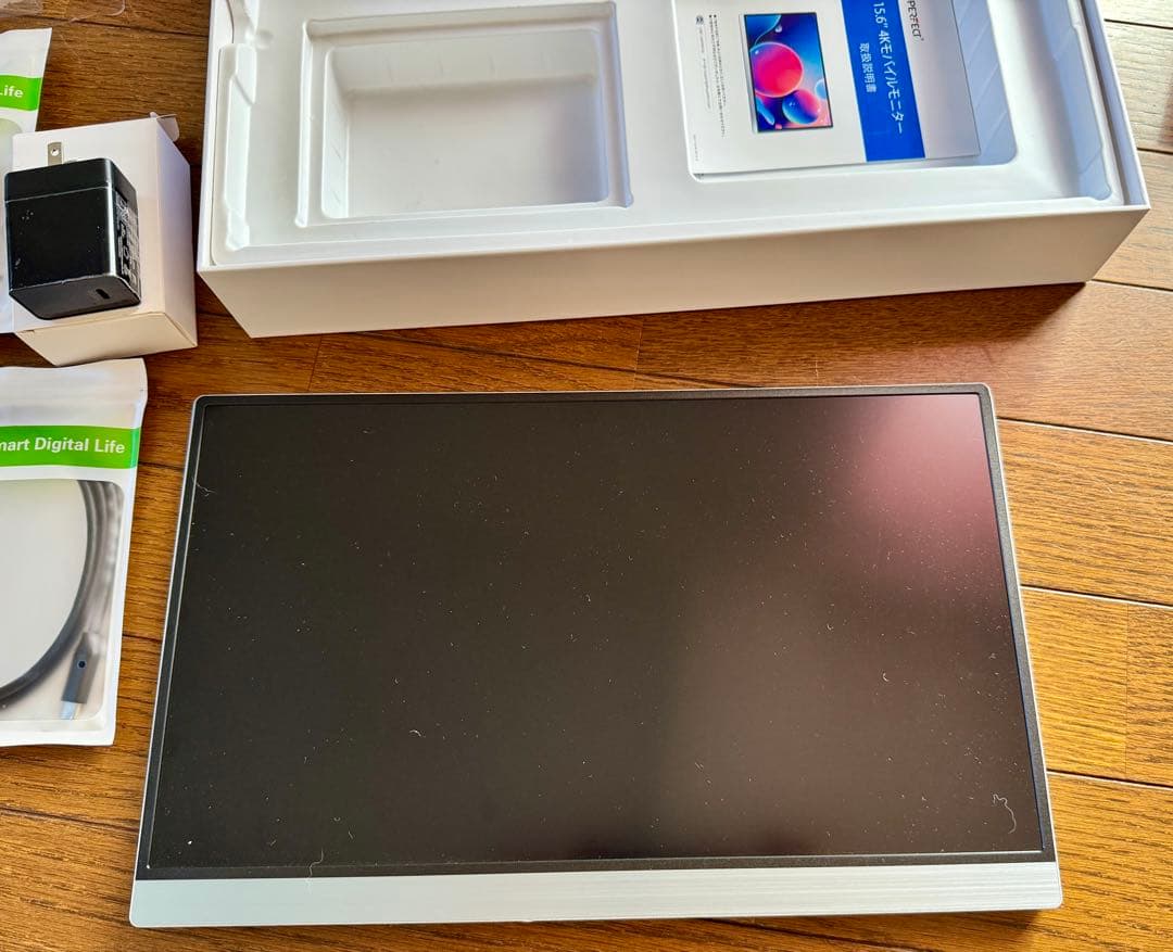 4kモバイルモニター & CIO65w電源 & ANKERケーブル