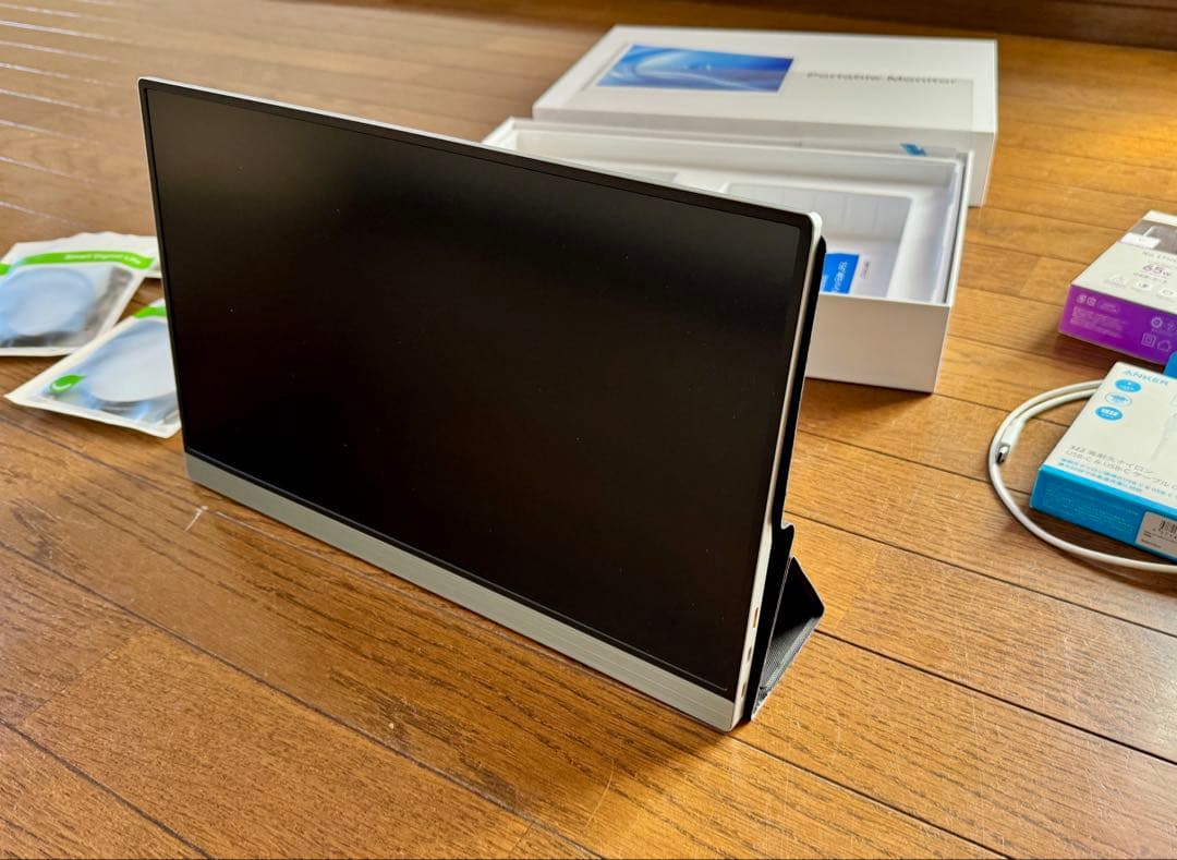 4kモバイルモニター & CIO65w電源 & ANKERケーブル