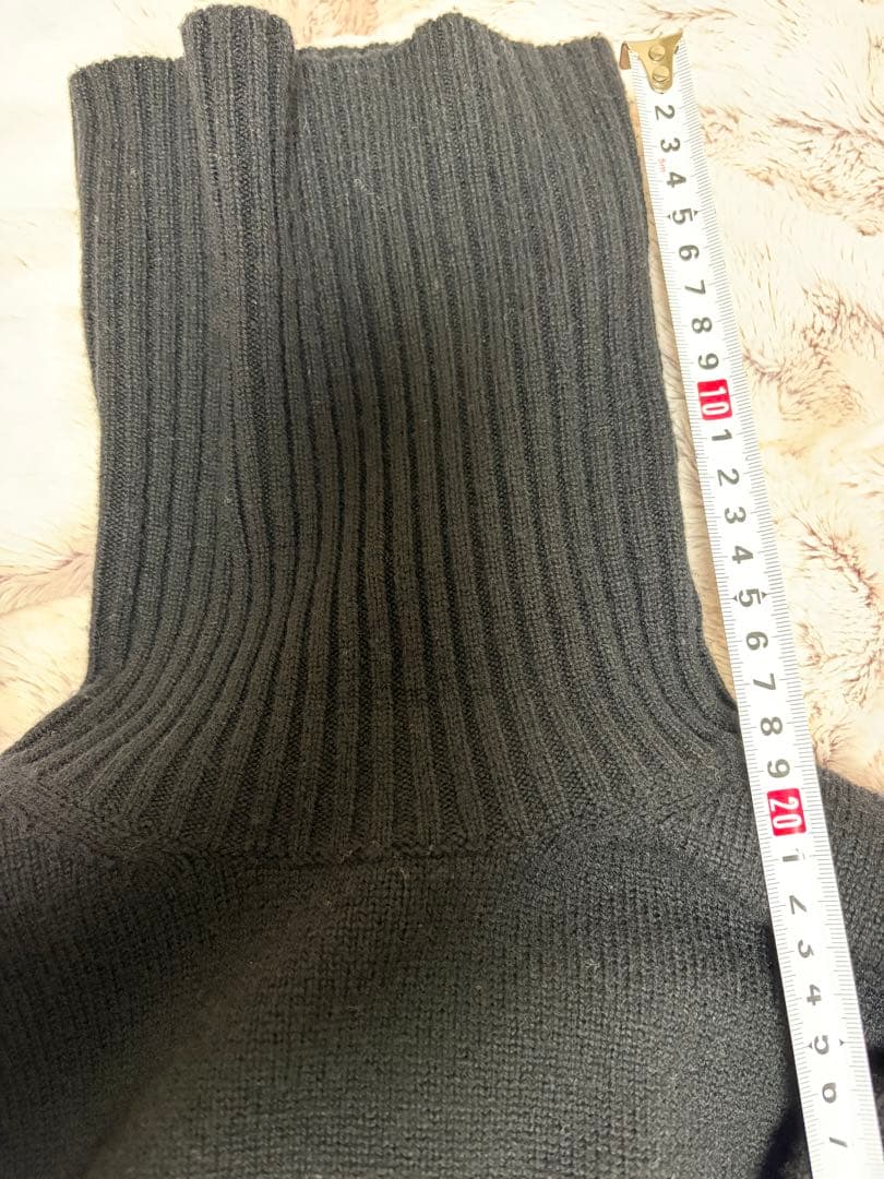 マックスマーラ　ハイネックニット　ブラック　美品