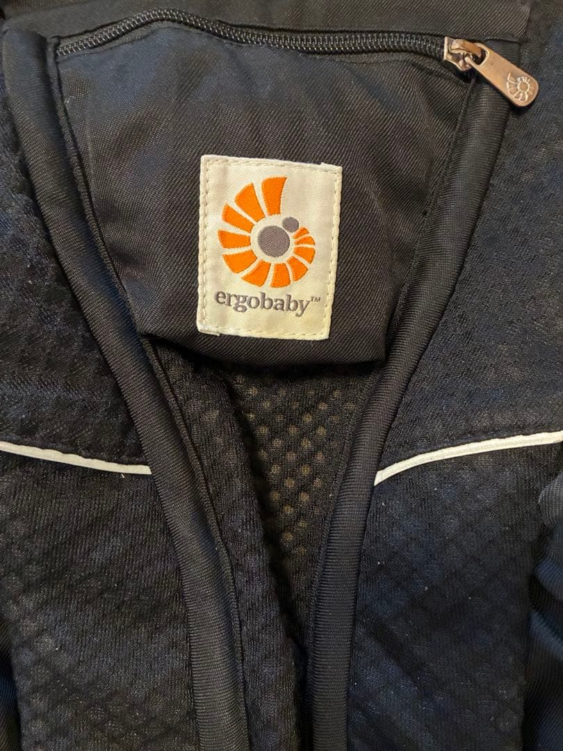 ergobaby 抱っこ紐 エルゴ オムニブリーズ ブラック