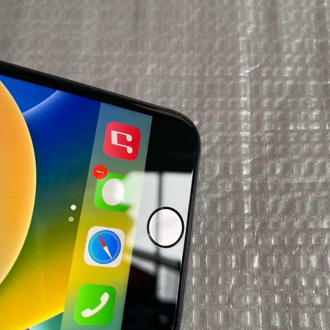 ジャンク iPhone8 64GB