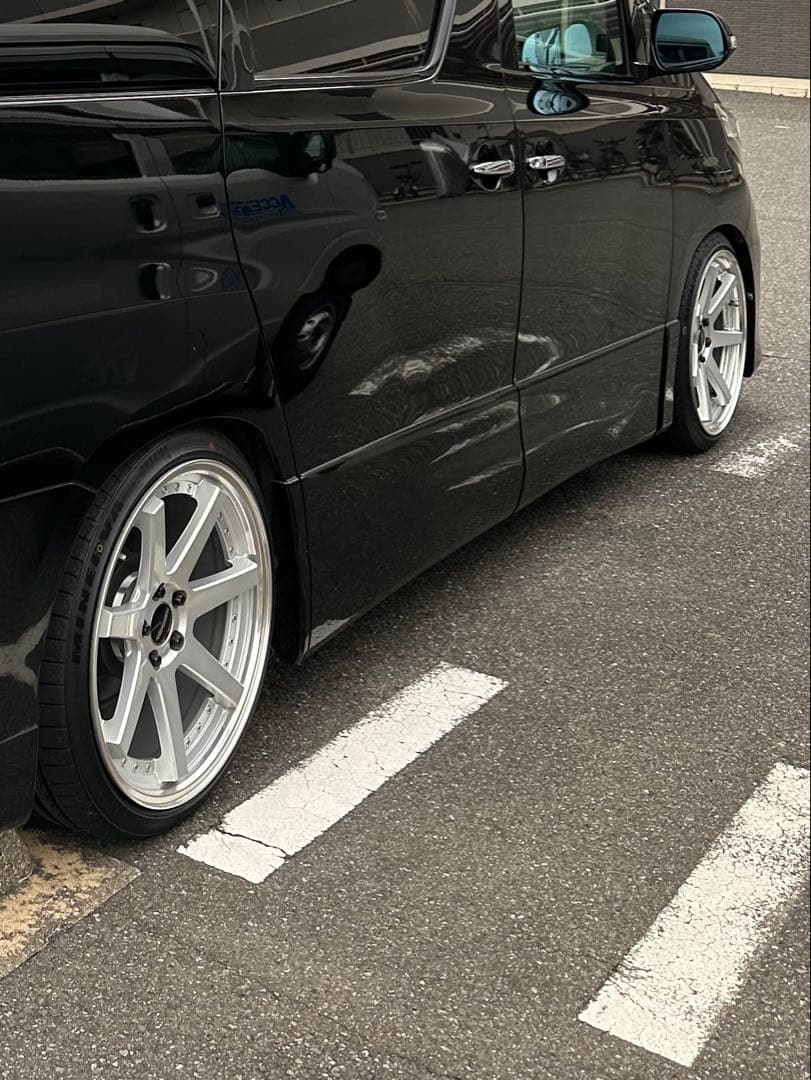 ケンメル 20インチ コンケイブ 9.5j +40 通し 逆ぞり 114.3