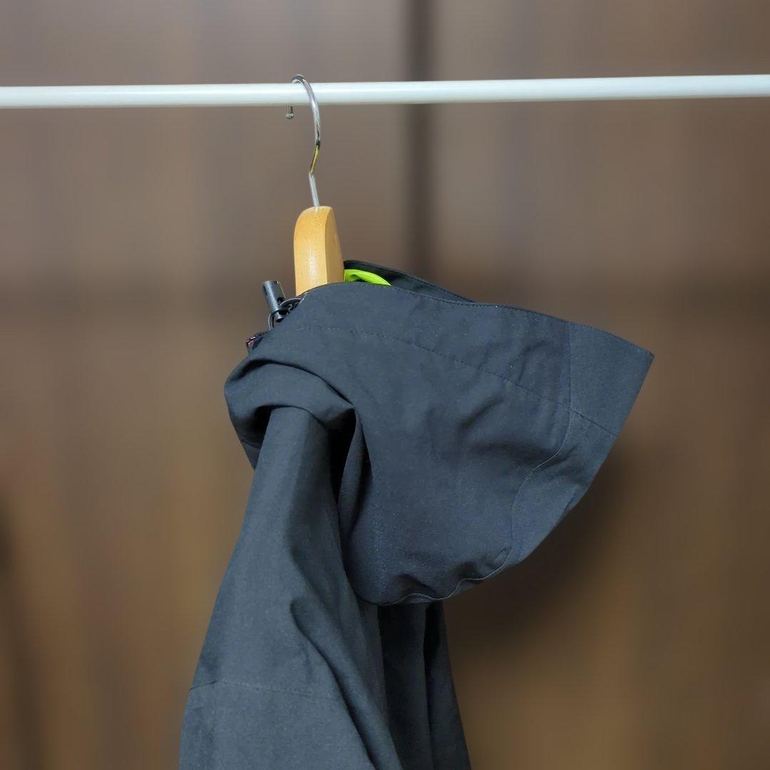 きれいです　STREULE　シュトロイレ　スノーボードウェア