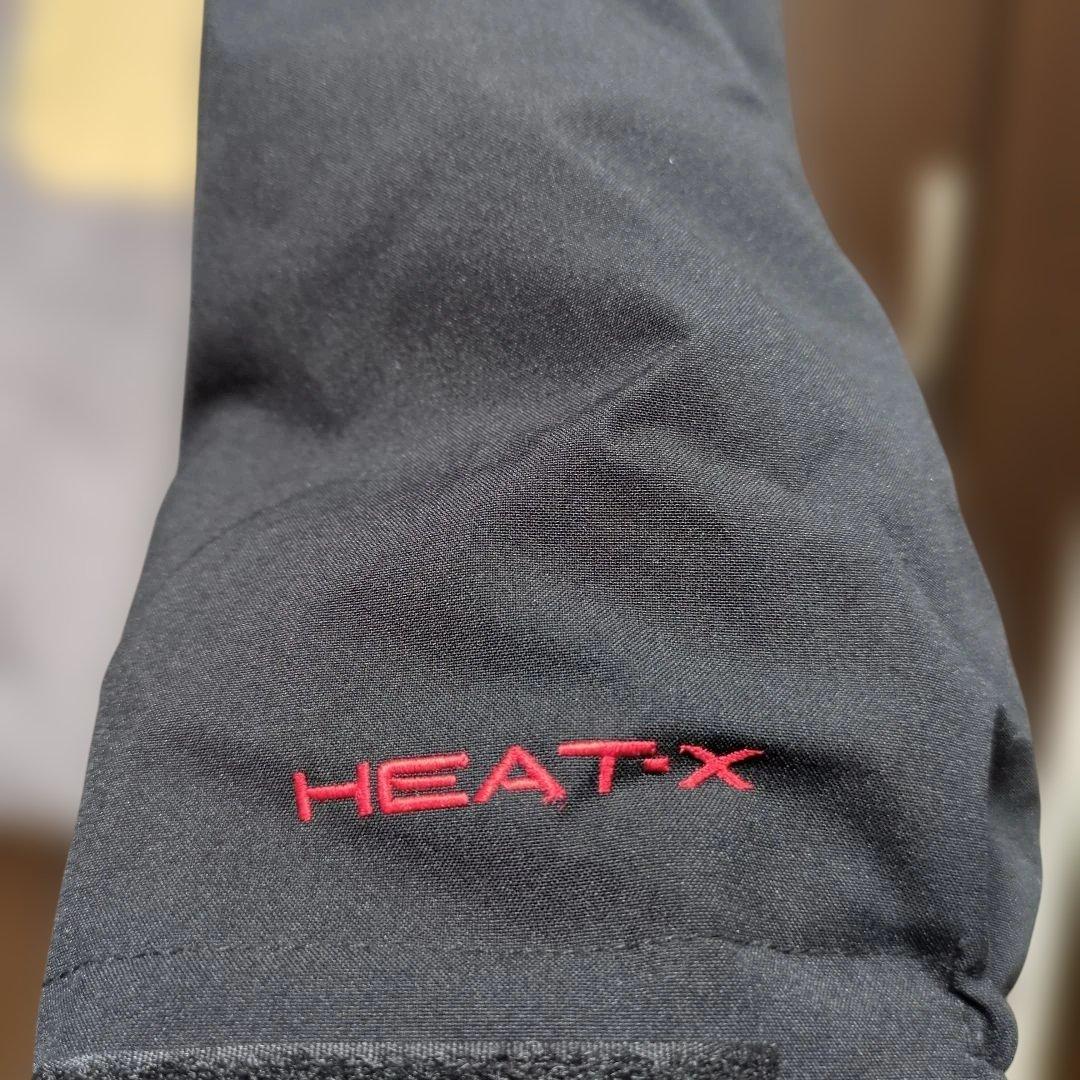 きれいです　STREULE　シュトロイレ　スノーボードウェア