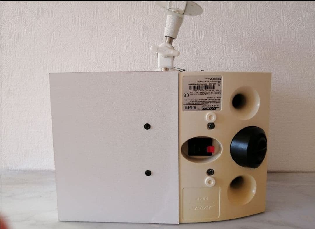 本日限定価格!!BOSE ボーズ 301 Series V ホワイト 天吊付