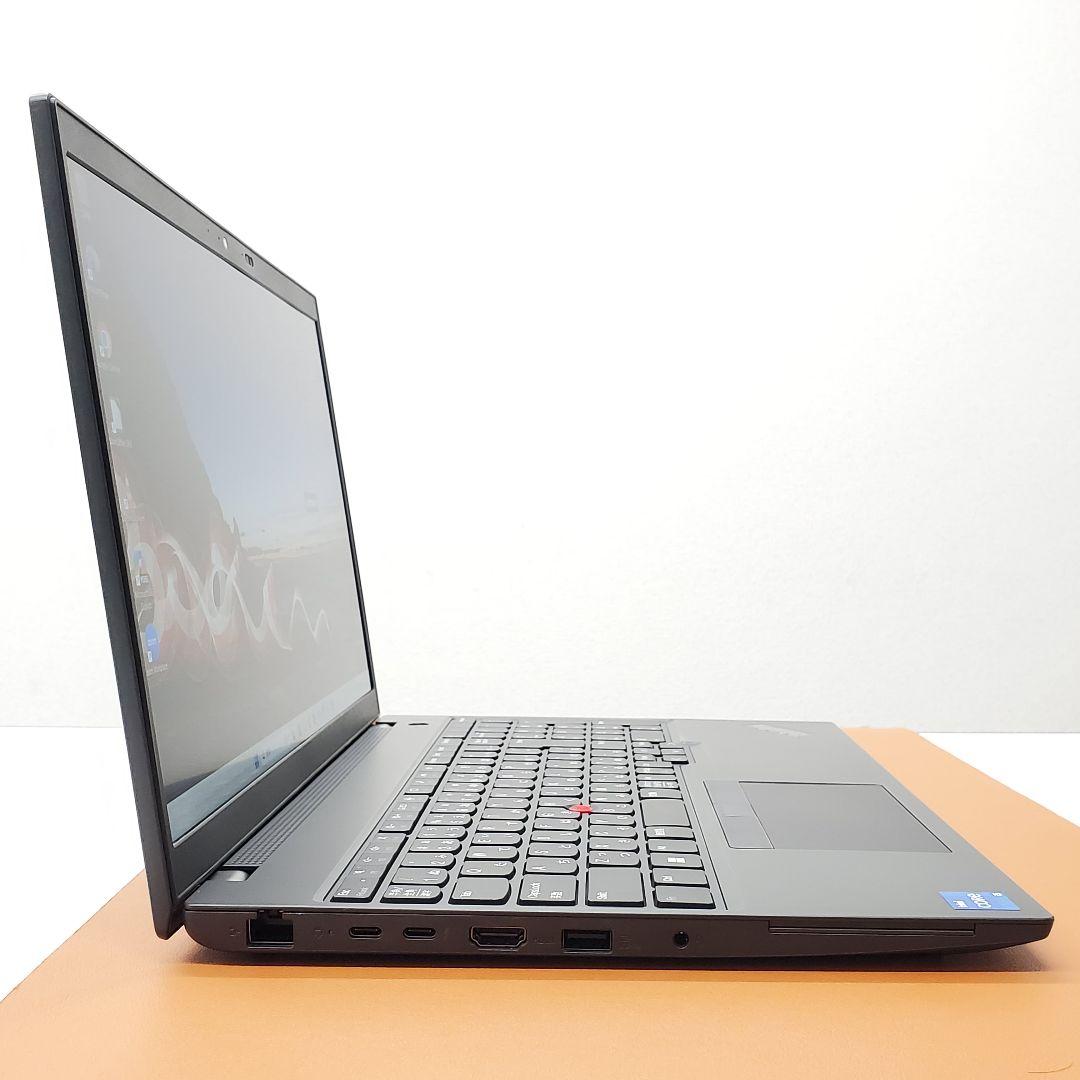 【商品番号1964】ThinkPad　15.6型ノートパソコン　2022年製