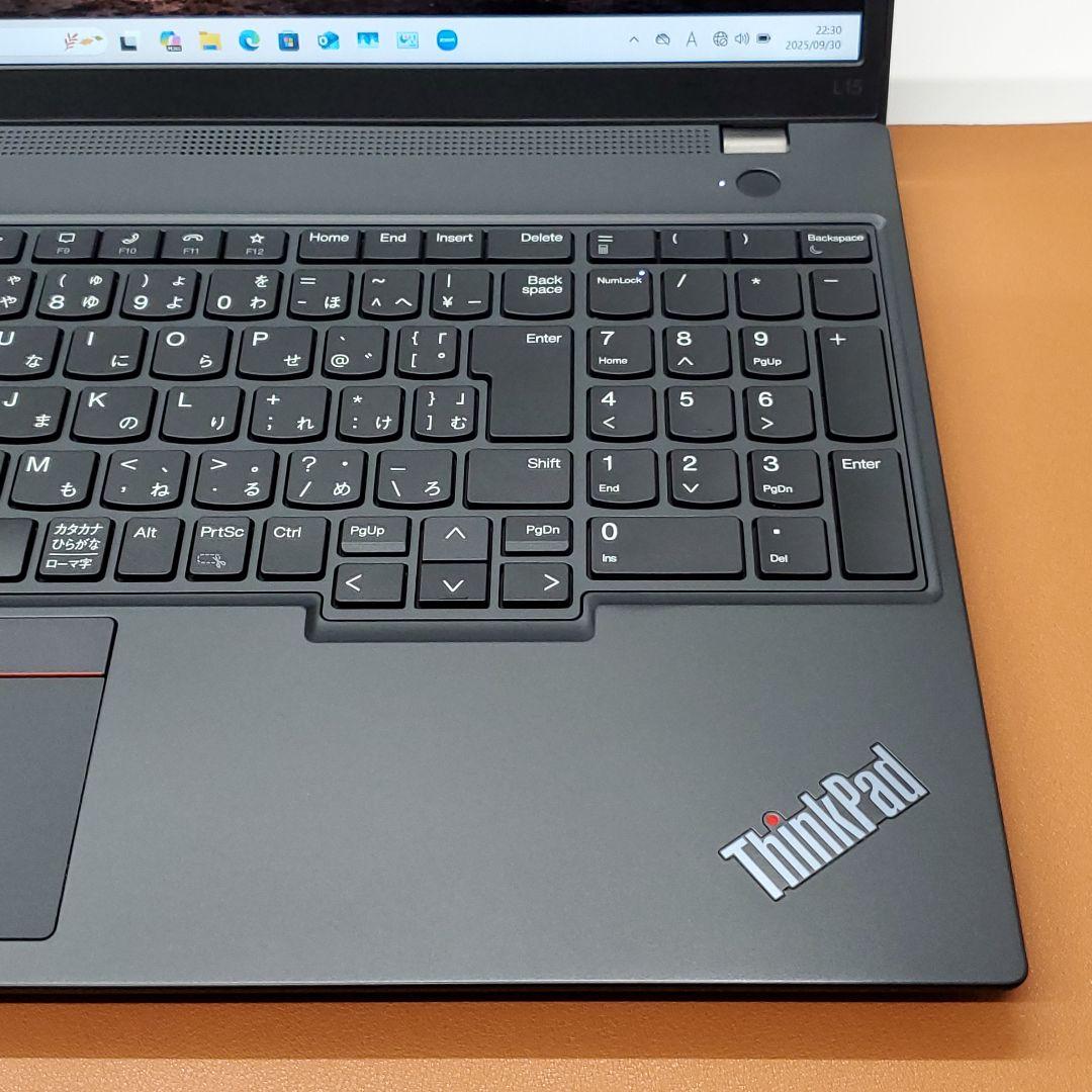 【商品番号1964】ThinkPad　15.6型ノートパソコン　2022年製