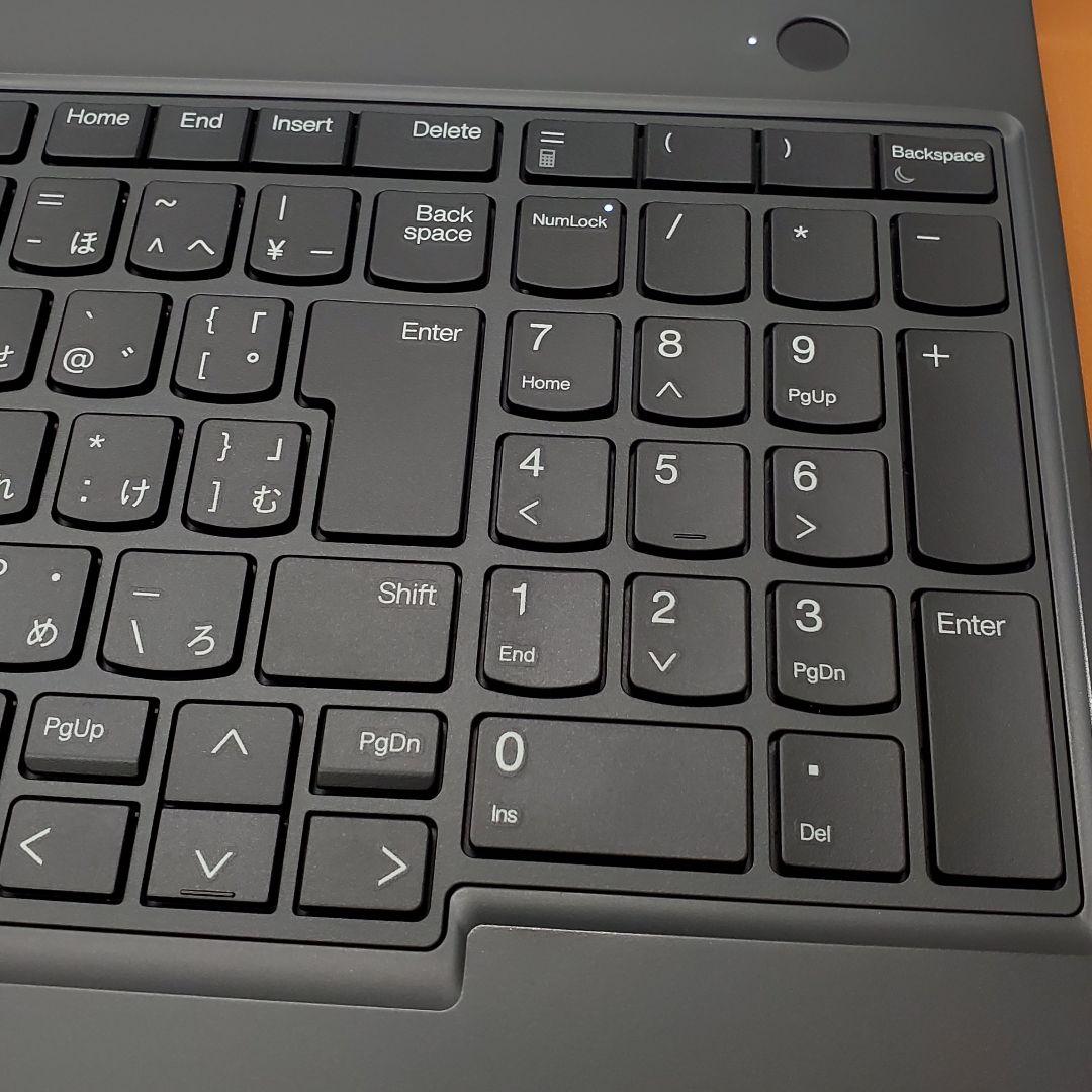 【商品番号1964】ThinkPad　15.6型ノートパソコン　2022年製