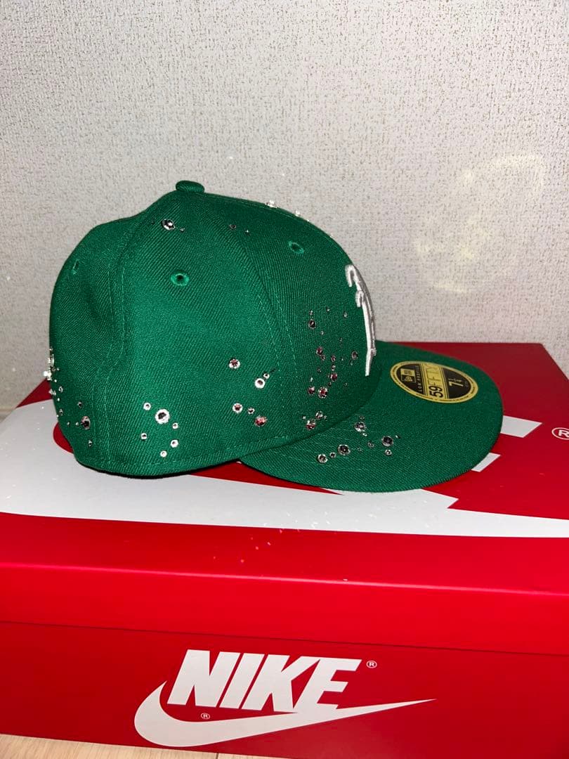 浜崎あゆみ　着用　NEWERA キャップ　スワロフスキー