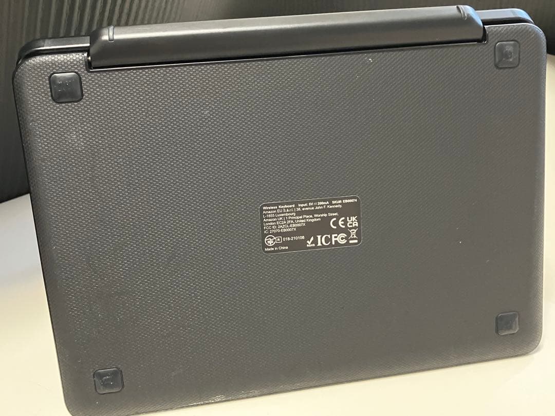 Amazon Fire HD 10 第11世代タブレット＋キーボード付きカバー