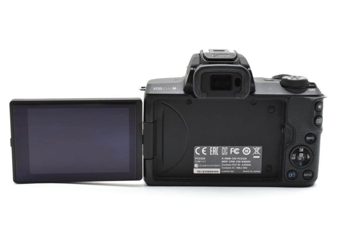 美品 Canon ミラーレス一眼カメラ EOS Kiss M ダブルズームキット