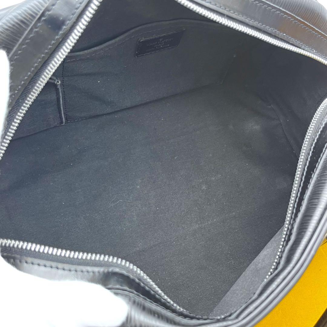 ルイヴィトン エピ ボーリング モンテーニュPM ハンドバッグ　黒