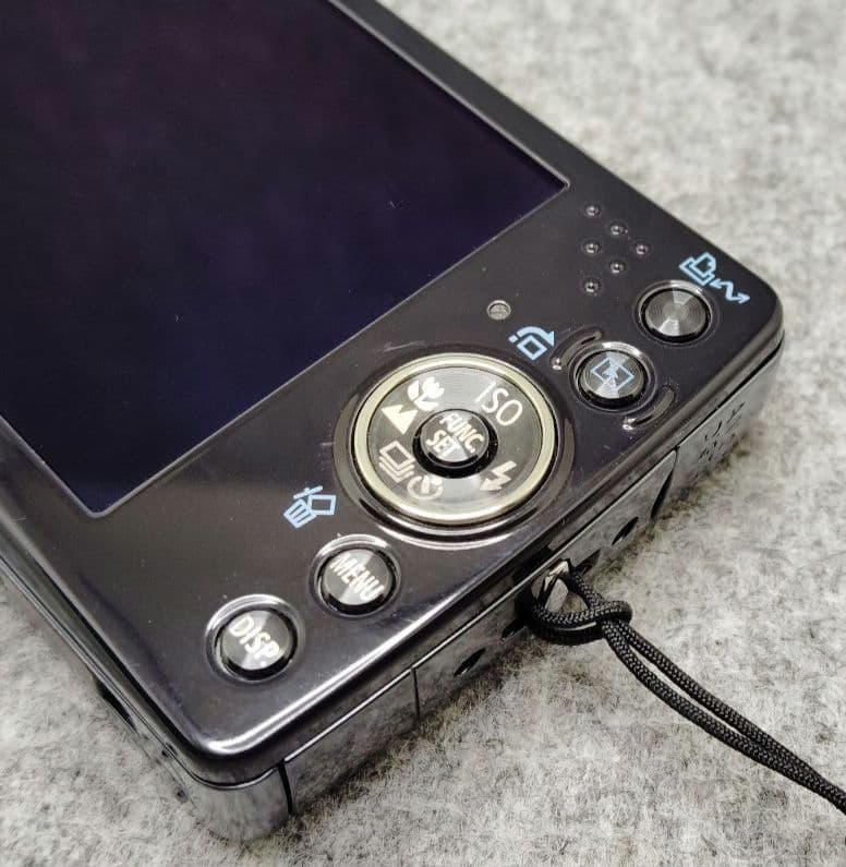 Canon IXY Digital ９０　　ＣＣＤモデル