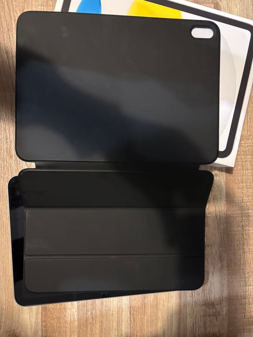 ほぼ新品　iPad 第10世代　64G Wi-Fi