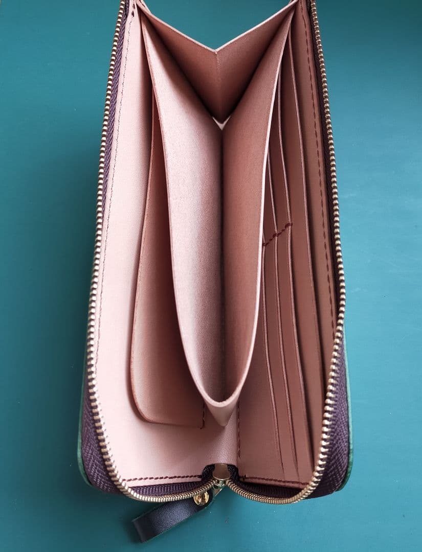 【かむ】ルガトショルダーグリーン　L字ファスナー長財布