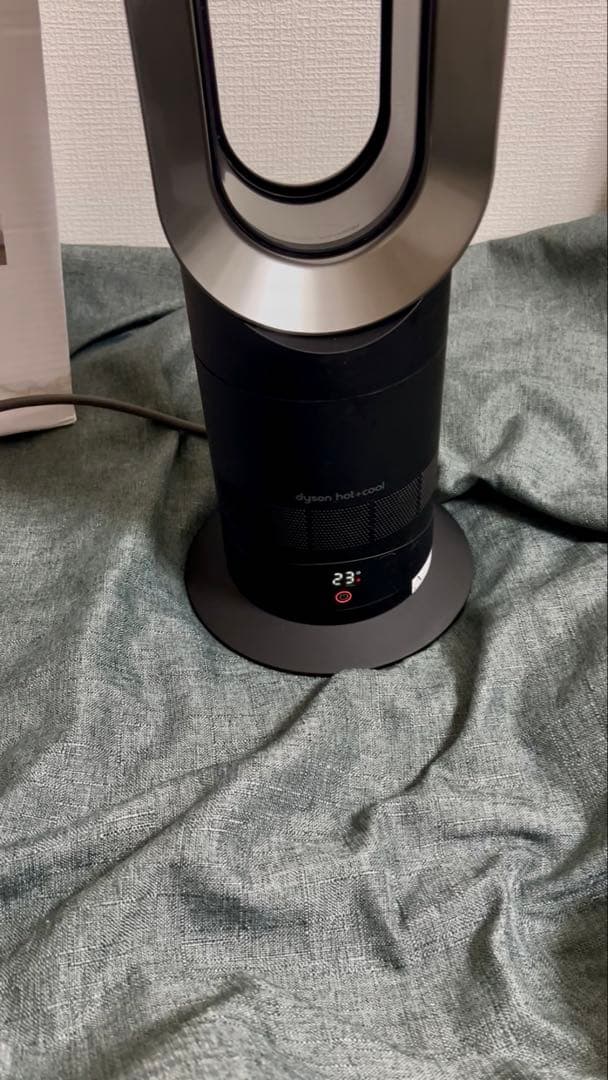 ダイソンdyson AM09 セラミックファンヒーター ホット&クール リモコン