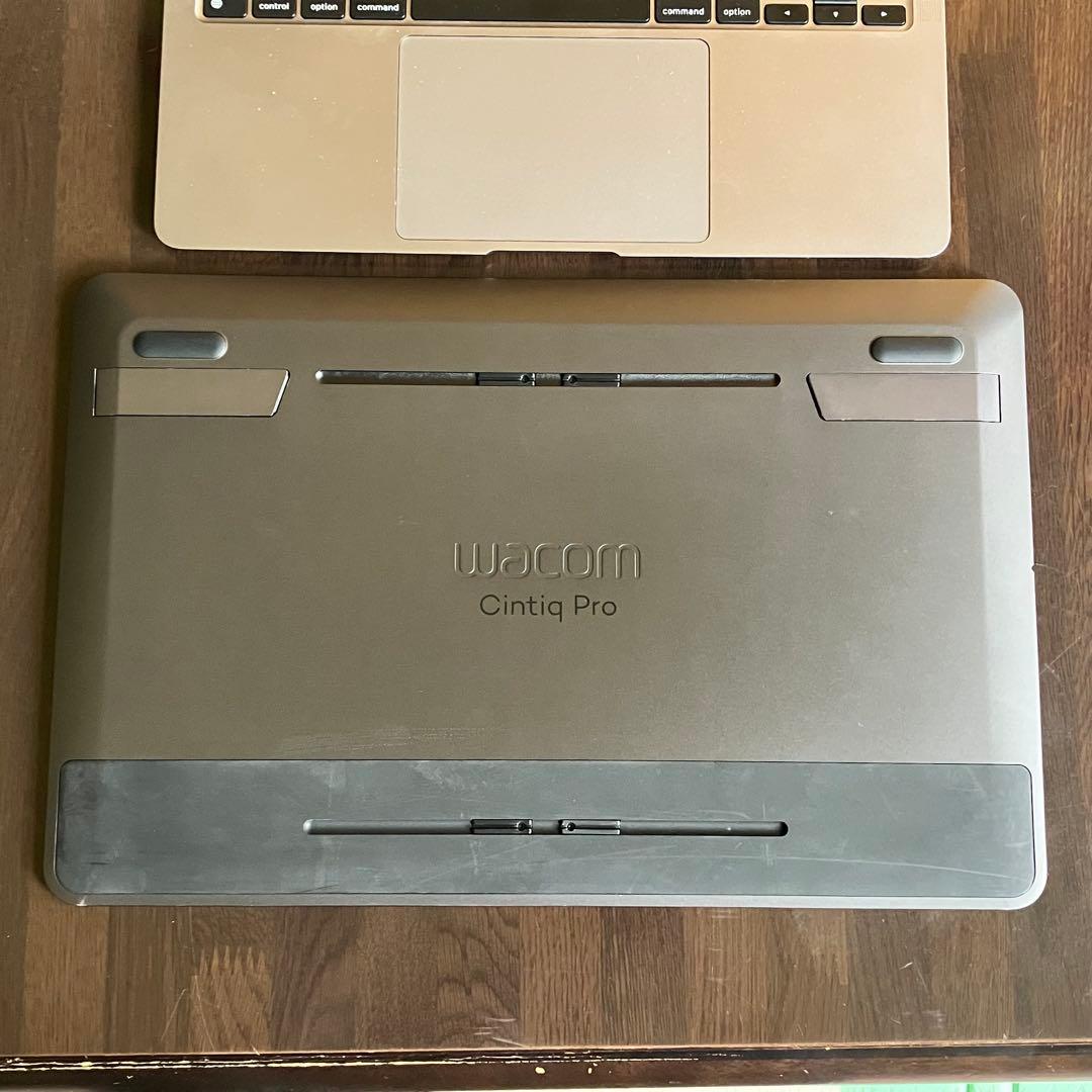 液タブ・ペンタブ Wacom Cintiq Pro 13